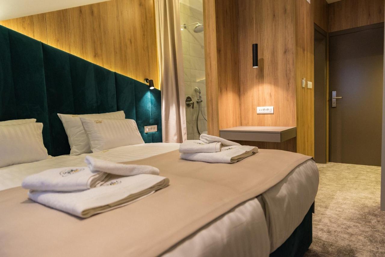 Hotel Forest Пале Экстерьер фото