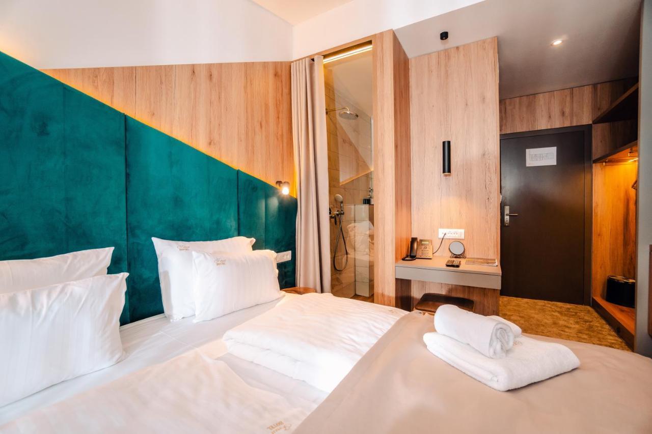 Hotel Forest Пале Экстерьер фото