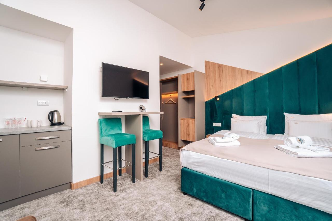 Hotel Forest Пале Экстерьер фото